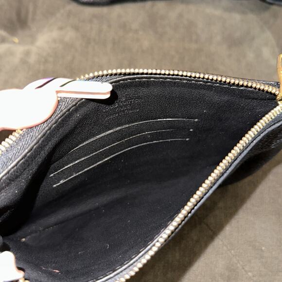 Louis Vuitton Selene Handbag Mahina leather mm - Picture 15 of 16